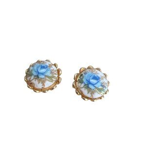 Vintage 14KGP Gold Tone Ceramic Stud Earrings Blue Flowers Scallop Edge Estate